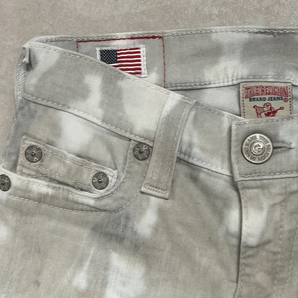 TRUE RELIGION LADIES SKINNY JEANS, SIZE 25” - Picture 4 of 7